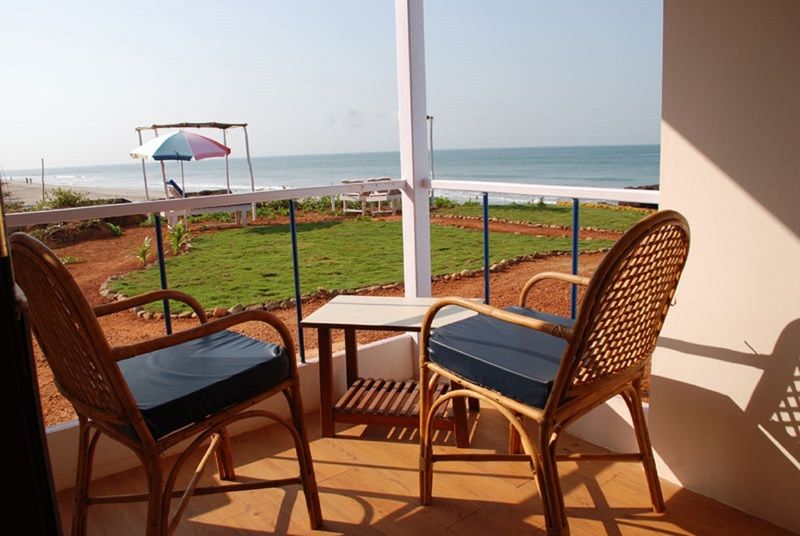 Rococco Ashvem Hotel Mandrem Bagian luar foto