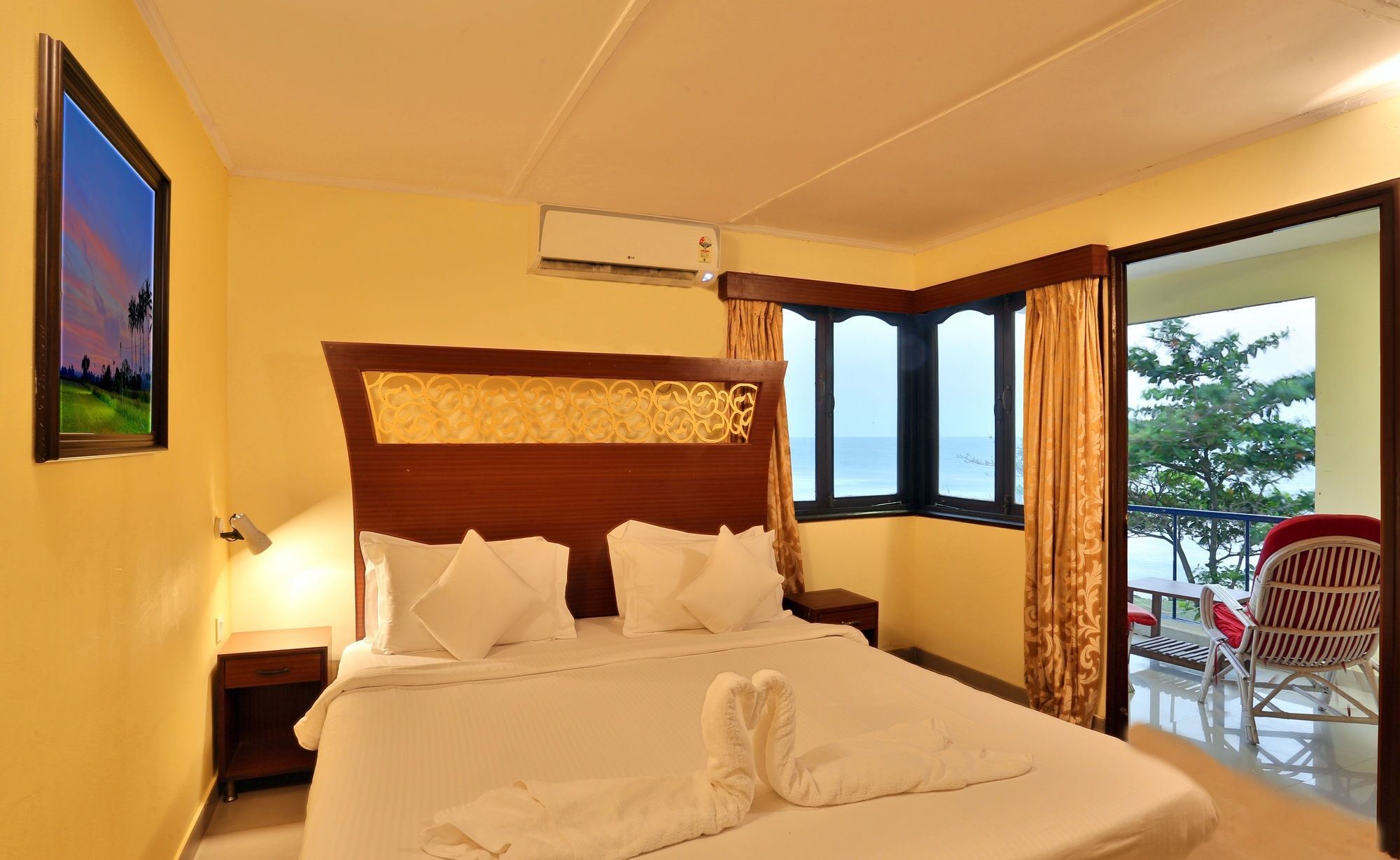 Rococco Ashvem Hotel Mandrem Bagian luar foto